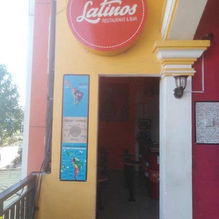 Latinos Hostel Ciudad de Siem Riep Exterior foto